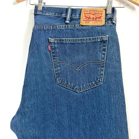 Levi's 505 Regular Fit Men's Jeans size W44 L30, Rinse Medium wash 100 cotton - Picture 1 of 16